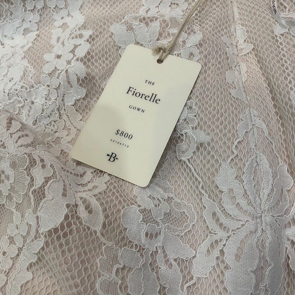 Tadashi Shoji for BHLDN Fiorelle Wedding Gown 14 - Picture 7 of 13